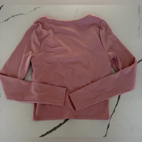 Elegant Pink Long Sleeve Crop Top - Picture 3 of 7
